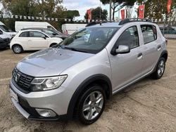 Metallizzato Usata 2018 Dacia Sandero Stepway Tre volumi | 7500 € (Ottimo prezzo)