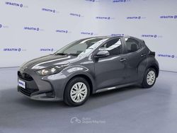 Gray Usata 2025 Toyota Yaris Active | 20.890 € (Buon prezzo)