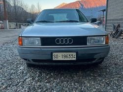 Grigio Usata 1990 Audi 80 Tre volumi | 3200 €