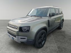 Pangea green Usata 2024 Land Rover Defender SE SUV | 76.300 € (Molto cara)