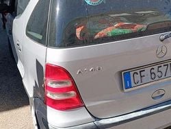 Grigio Usata 2001 Mercedes A140 Tre volumi | 1500 € (Buon prezzo)