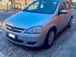 Grigio Usata 2004 Opel Corsa Due volumi | 1250 € (Buon prezzo)