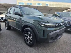 Lichen kaki Nuova 2025 Dacia Duster Expression SUV | 22.490 € (Buon prezzo)