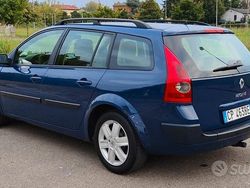 Blu Usata 2005 Renault Mégane II Dynamique Tre volumi | 999 € (Ottimo prezzo)