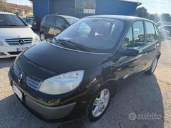 Nero Usata 2004 Renault Scénic II Dynamique Monovolume | 1750 € (Buon prezzo)
