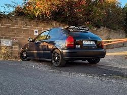 Blu Usata 1997 Honda Civic Coupé | 4500 €