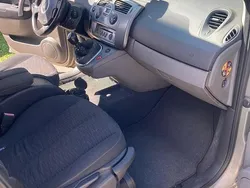 Usata 2006 Renault Scénic II Monovolume | 2800 €