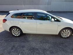 Bianco Usata 2015 Opel Astra Business Station wagon | 6800 € (Buon prezzo)