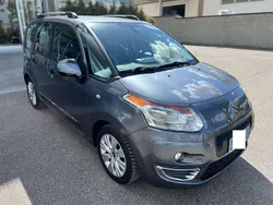 Grigio Usata 2011 Citroën C3 Picasso Exclusive Monovolume | 5600 € (Buon prezzo)