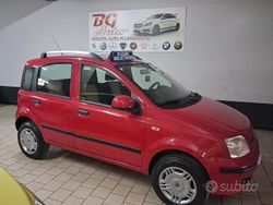 Rosso Usata 2010 Fiat Panda Dynamic Tre volumi | 2999 € (Buon prezzo)