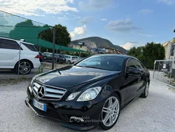 Nero Usata 2011 Mercedes E350 AMG Coupé | 12.999 € (Buon prezzo)
