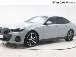 Nero Usata 2025 BMW 520 M Sport Tre volumi | 60.000 € (Molto cara)