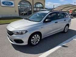 Argento Usata 2017 Fiat Tipo Lounge Station wagon | 8500 € (Buon prezzo)