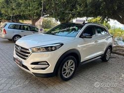 Bianco Usata 2016 Hyundai Tucson Comfort SUV | 13.999 € (Buon prezzo)