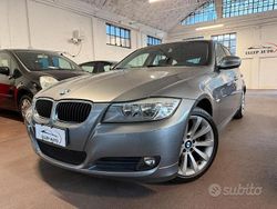 Grigio Usata 2011 BMW 318 Tre volumi | 4450 € (Buon prezzo)