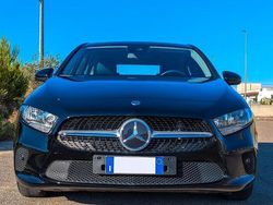 Nero Usata 2022 Mercedes A180 Tre volumi | 22.900 € (Super prezzo)
