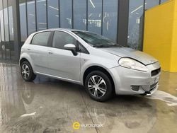 Argento Usata 2009 Fiat Grande Punto Dynamic Due volumi | 1950 € (Ottimo prezzo)