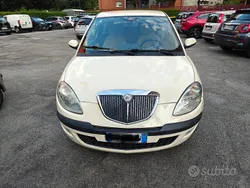 Beige Usata 2006 Lancia Ypsilon Due volumi | 2900 € (Buon prezzo)