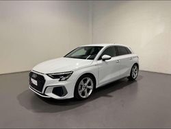 Bianco ghiaccio metallizzato Usata 2024 Audi A3 S-Line Tre volumi | 32.900 € (Ottimo prezzo)