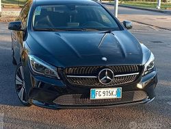 Nero Usata 2016 Mercedes CLA180 Tre volumi | 10.600 € (Super prezzo)