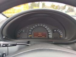 Blu/azzurro Usata 2001 Mercedes C200 Classic Tre volumi | 1900 € (Buon prezzo)