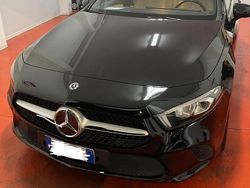 Nero Usata 2018 Mercedes A180 Tre volumi | 23.500 € (Molto cara)