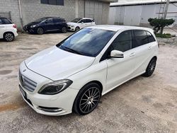 Bianco Usata 2011 Mercedes B200 Premium Monovolume | 6200 € (Buon prezzo)