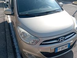 Grigio Usata 2013 Hyundai i10 Due volumi | 8000 € (Molto cara)