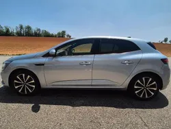 Usata 2021 Renault Mégane IV Tre volumi | 16.500 € (Buon prezzo)