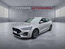 Argento Usata 2023 Ford Focus ST-Line Station wagon | 17.836 € (Buon prezzo)