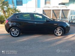 Nero Usata 2013 Alfa Romeo Giulietta Exclusive Due volumi | 8400 € (Buon prezzo)