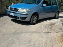 Blu/azzurro Usata 2007 Fiat Punto Tre volumi | 2200 € (Buon prezzo)