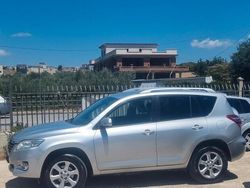 Usata 2010 Toyota RAV4 SUV | 5500 €