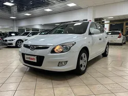 Bianco Usata 2010 Hyundai i30 Active Tre volumi | 4200 € (Buon prezzo)