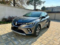 Grigio Usata 2022 Renault Captur Techno SUV | 21.500 € (Molto cara)