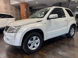 Bianco Usata 2011 Suzuki Grand Vitara Station wagon | 7500 € (Buon prezzo)
