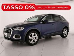 Blu navarra metallizzato Usata 2024 Audi Q3 Advanced SUV | 35.500 € (Super prezzo)