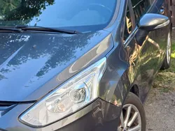 Usata 2016 Ford B-MAX Titanium Monovolume | 7500 € (Buon prezzo)