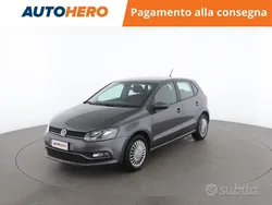 Grigio Usata 2016 VW Polo Comfortline Tre volumi | 8999 € (Buon prezzo)