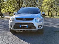 Argento pastello Usata 2012 Ford Kuga Individual SUV | 10.000 € (Molto cara)