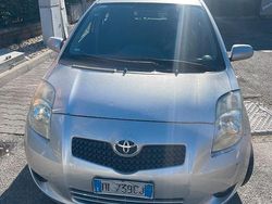 Grigio Usata 2007 Toyota Yaris Sol Due volumi | 3000 € (Ottimo prezzo)