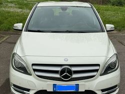 Bianco Usata 2012 Mercedes B180 Monovolume | 9000 € (Molto cara)