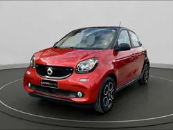 Rossonero Usata 2018 Smart ForFour Tre volumi | 15.500 € (Buon prezzo)