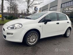 Bianco Usata 2013 Fiat Punto Tre volumi | 1990 € (Super prezzo)