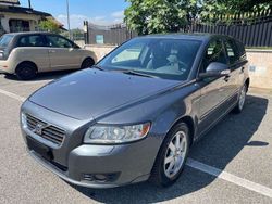 Grigio Usata 2009 Volvo V50 Kinetic Station wagon | 2900 € (Molto cara)