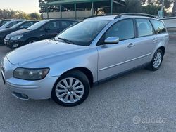 Grigio Usata 2005 Volvo V50 Momentum Station wagon | 2150 € (Buon prezzo)