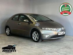 Grigio Usata 2008 Honda Civic Elegance Tre volumi | 3590 € (Ottimo prezzo)