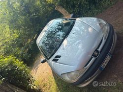 Grigio Usata 2001 Peugeot 206 Due volumi | 500 € (Super prezzo)