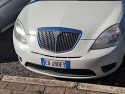 Bianco Usata 2010 Lancia Ypsilon Due volumi | 3200 € (Ottimo prezzo)