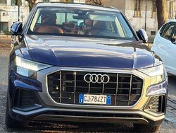 Blu/azzurro Usata 2022 Audi Q8 Ambiente SUV | 65.000 € (Buon prezzo)